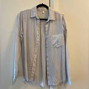 Cloth & Stone, blue grey button up shirt small